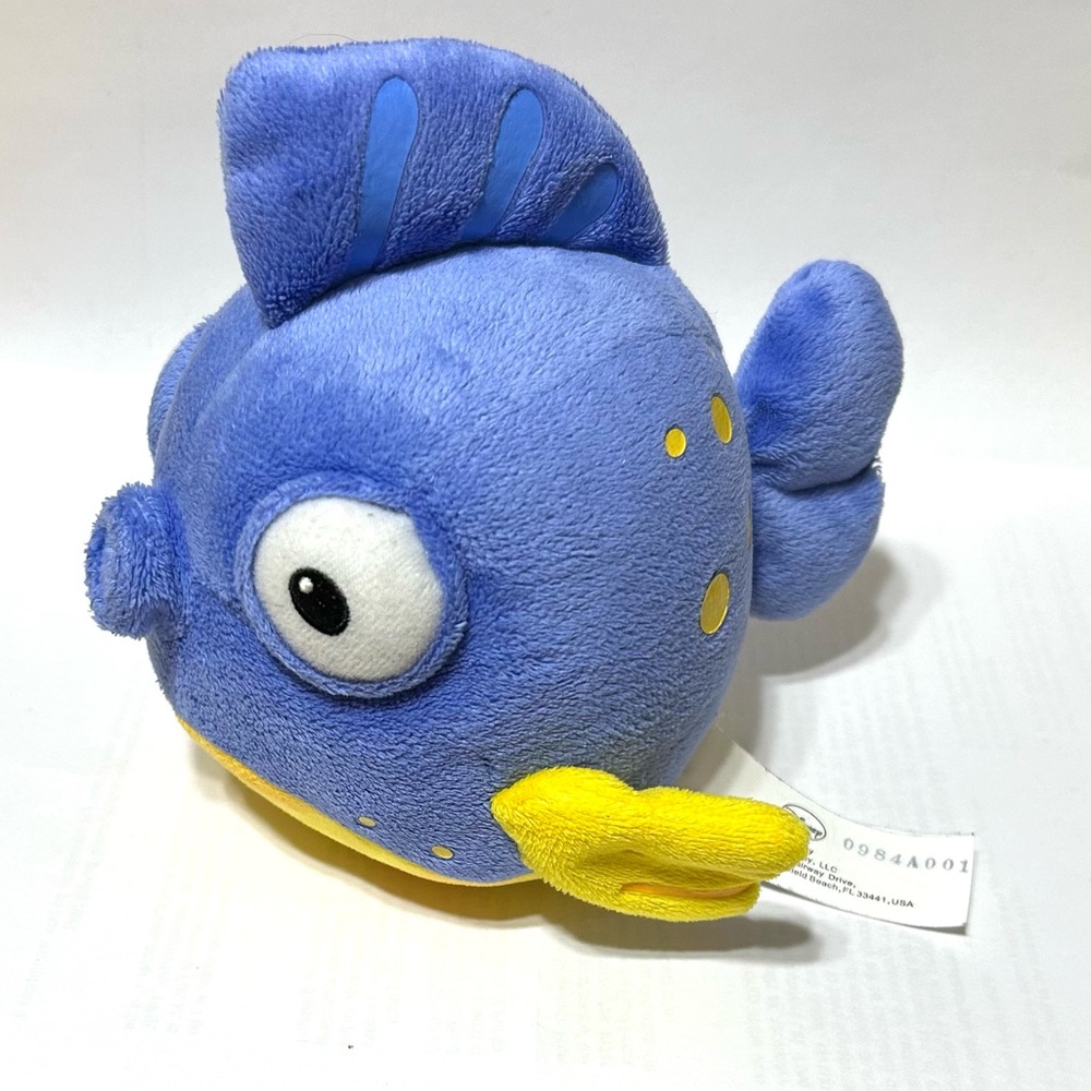 4/$20 Disney Doc McStuffins Squeakers the Plush Purple/Blue Puffer Fish